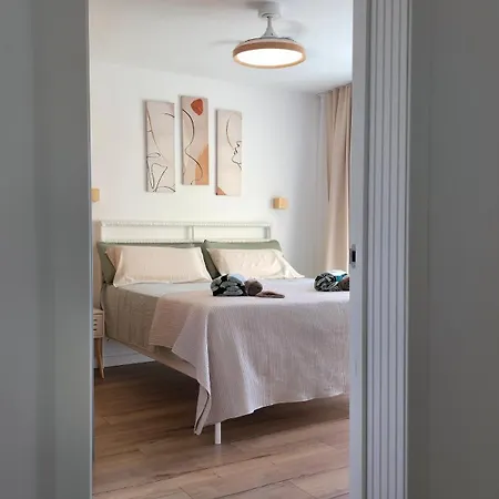 公寓 Holabrisas 阿德耶